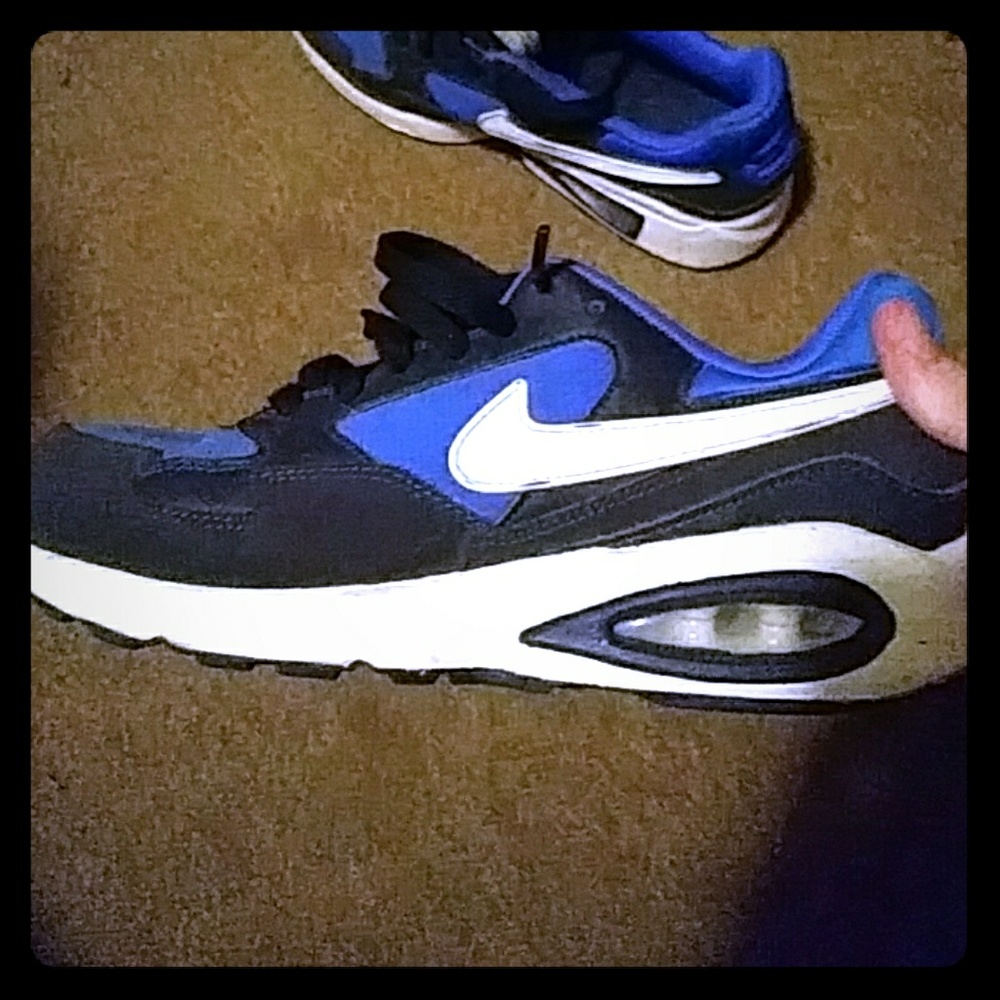 Nike air maxs